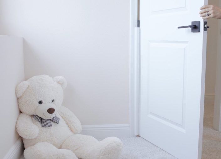 Fingersafe-HOME Finger Guards for Residential Door Hinges -Pull Side 43"